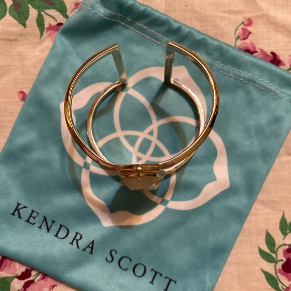 Kendra Scott Cuff 🎊🎀 - Picture 4 of 4